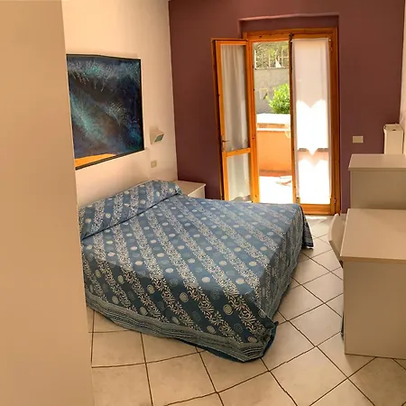 La Casa Di Alice Dom wakacyjny Nisporto