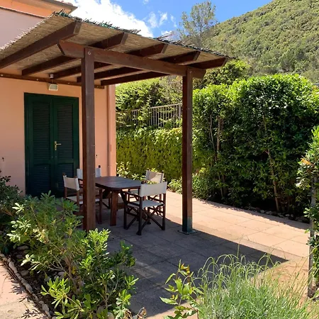 La Casa Di Alice Сasa de vacaciones Nisporto
